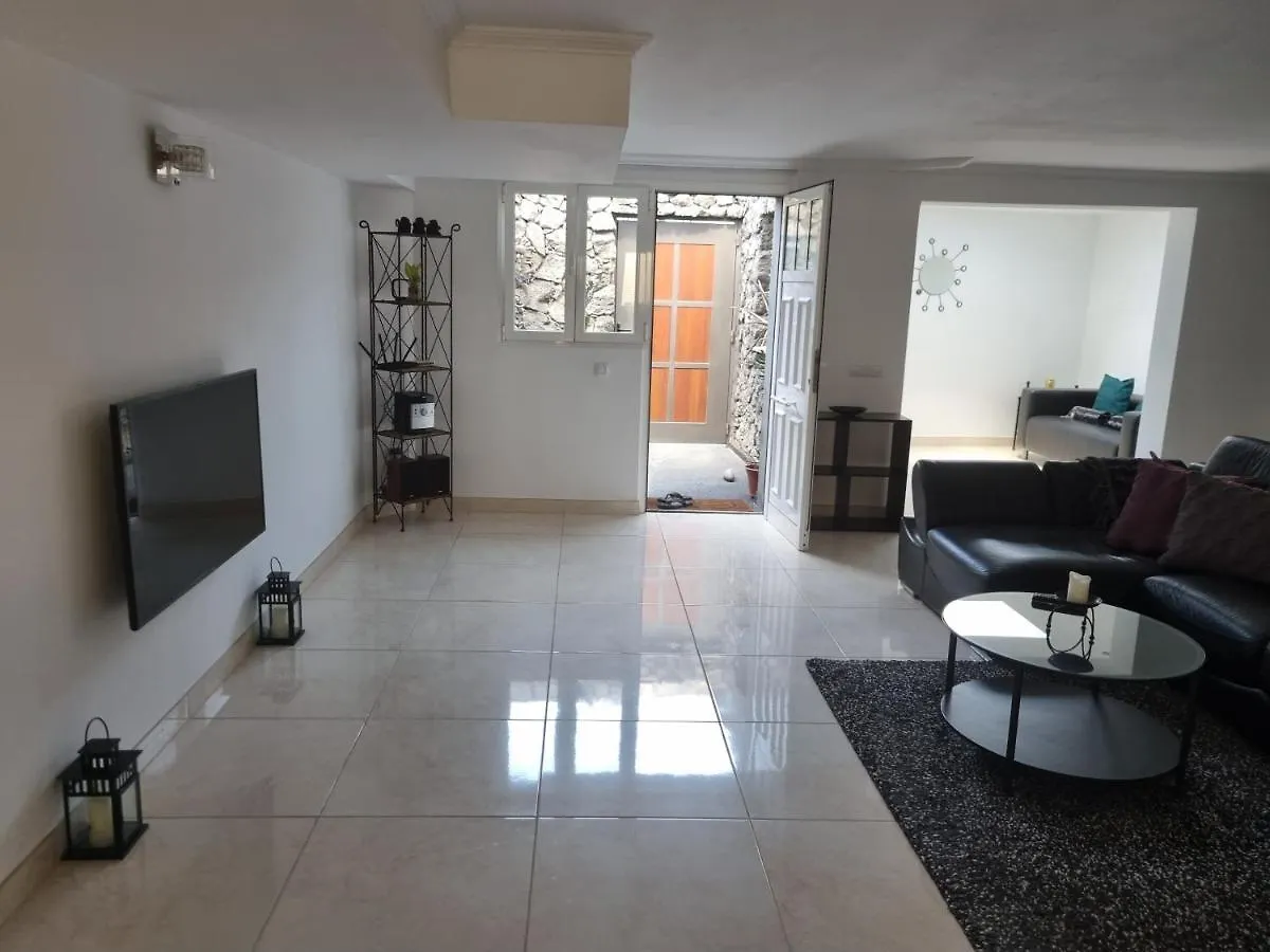 Spacious Modern Apartment In Peacefull Las Coloradas, Close To Papagayo Beaches Playa Blanca