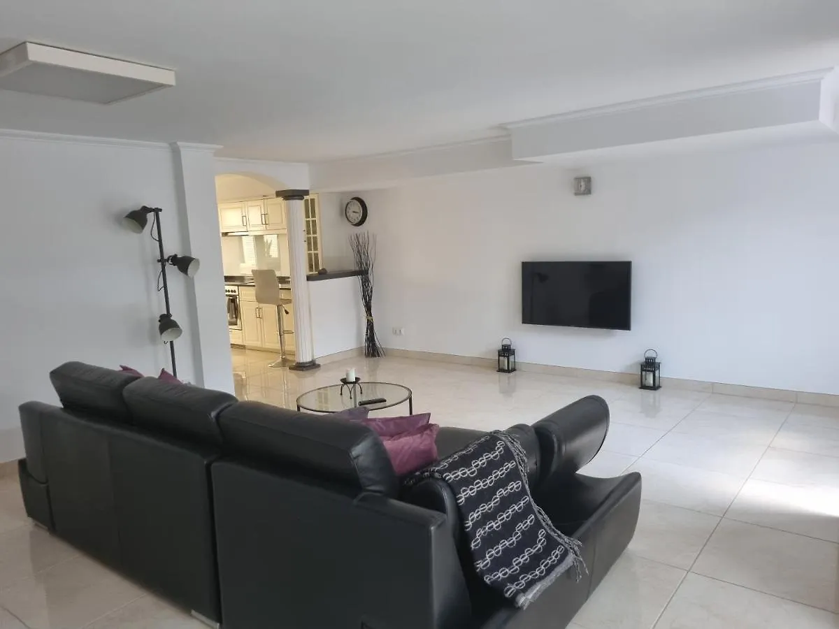 Spacious Modern Apartment In Peacefull Las Coloradas, Close To Papagayo Beaches Playa Blanca