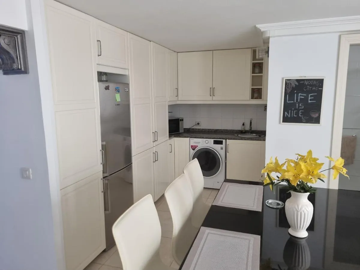 Spacious Modern Apartment In Peacefull Las Coloradas, Close To Papagayo Beaches Playa Blanca  España